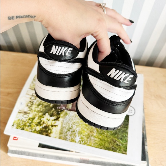 Black Nike panda dunks 6.5Y or 8.5W - Picture 4 of 6